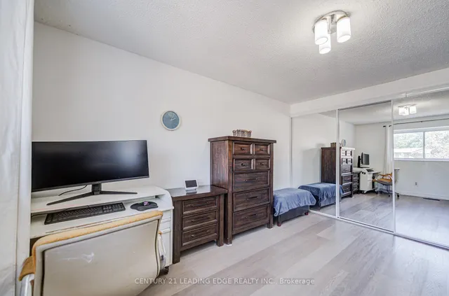 Additional image 31 of 55 Collinsgrove Rd Unit 205