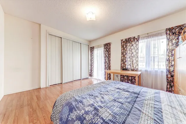 Additional image 8 of 6 Guillet St