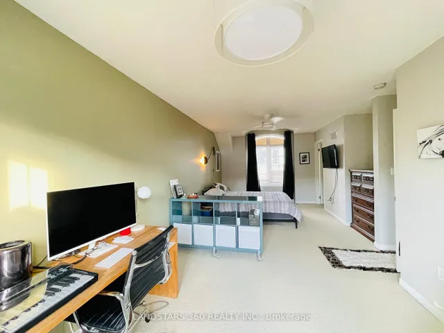 Additional image 12 of 109 The Queensway Unit #108
