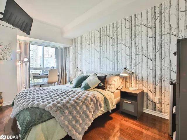 Additional image 22 of 2111 Lake Shore Blvd Unit 719