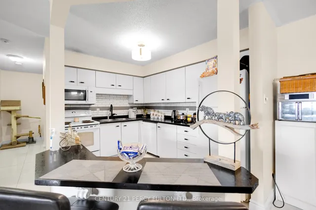 Additional image 8 of 3085 Kingsway Dr Unit 56