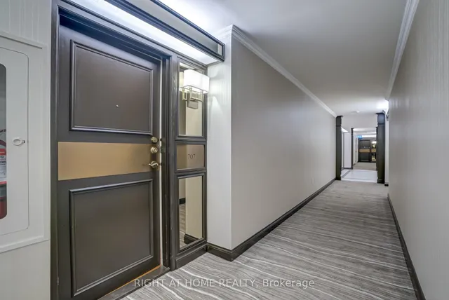 Additional image 37 of 65 Skymark Dr Unit 707