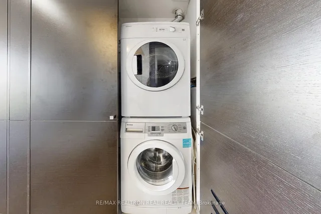 Additional image 19 of 629 King St Unit #1316