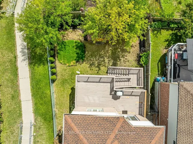 Additional image 5 of 141 Hollyridge Cres