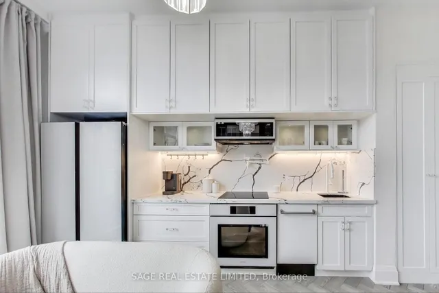 Additional image 8 of 155 Yorkville Ave Unit 320