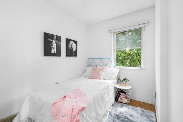 Additional image 16 of 11 Humber Hill Ave