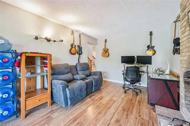 Additional image 11 of 177 Royal Orchard Dr