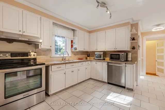 Additional image 17 of 52 Orchard Park Dr