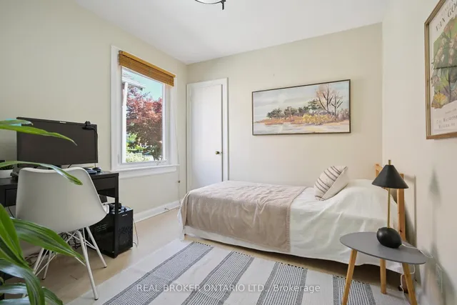 Additional image 20 of 28 Galbraith Ave