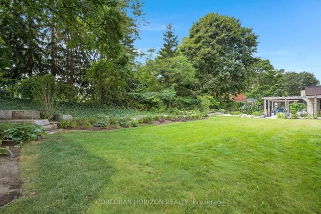 Additional image 37 of 81 Church St Unit 1104