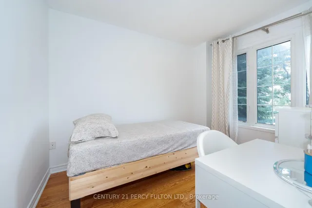 Additional image 7 of 119 Torbarrie Rd