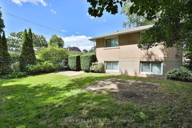 Additional image 36 of 63 Alpaca Dr