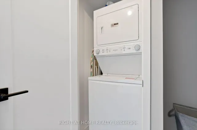 Additional image 24 of 15 Fort York Blvd Unit 3205