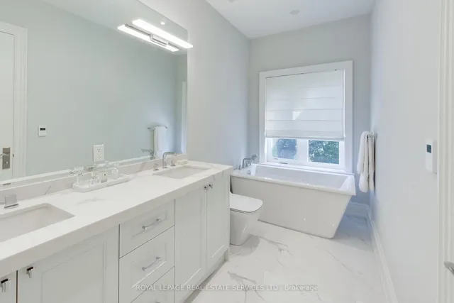 Additional image 28 of 409 Deloraine Ave