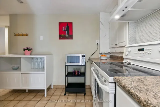 Additional image 34 of 13 Fonthill Pl