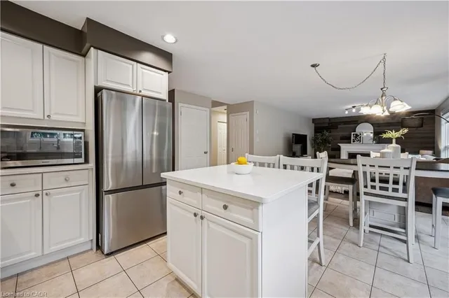 Additional image 44 of 533 Rush Meadow Cres