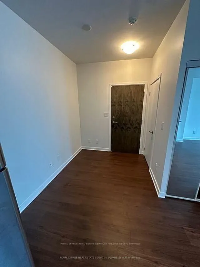 Additional image 11 of 33 Bay St Unit 3013