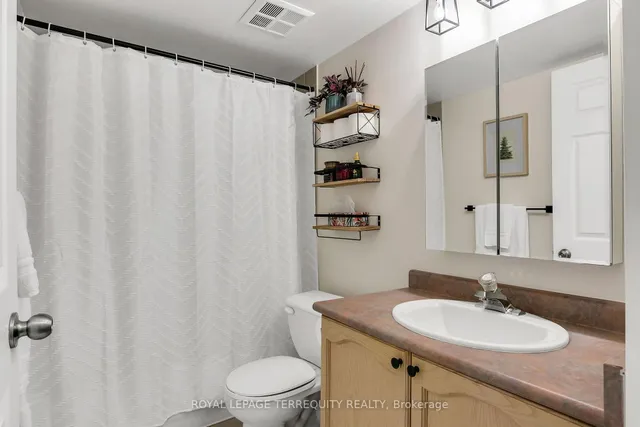 Additional image 17 of 253 Merton St Unit 501