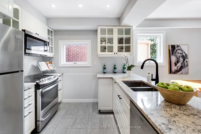 Additional image 11 of 398 Annette St