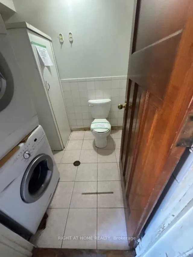 Additional image 5 of 1209 Queen St Unit 5