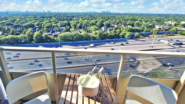 Additional image 16 of 3 Rean Dr Unit 1909