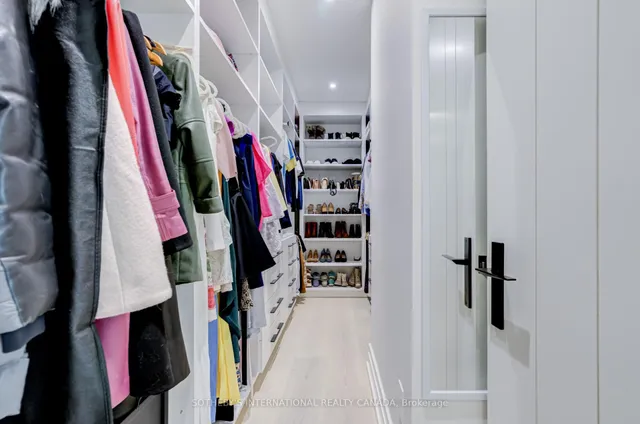 Additional image 13 of 11 Sherin Crt