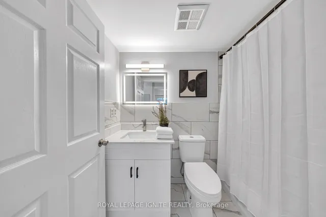 Additional image 29 of 88 Alton Towers Circ Unit 215