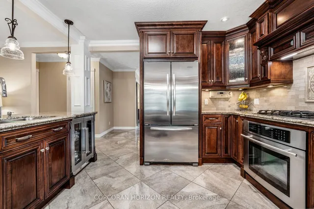 Additional image 10 of 228 Michener Cres