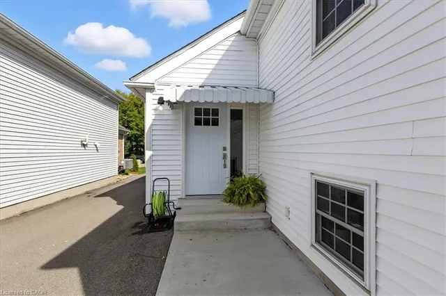 Additional image 34 of 53 Wake Robin Dr