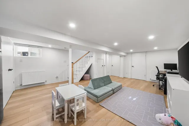 Additional image 22 of 247 Blackthorn Ave