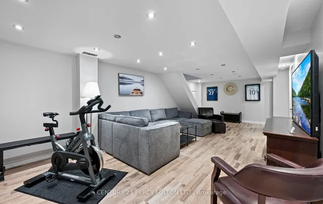 Additional image 40 of 57 Golden Appleway Unit 111