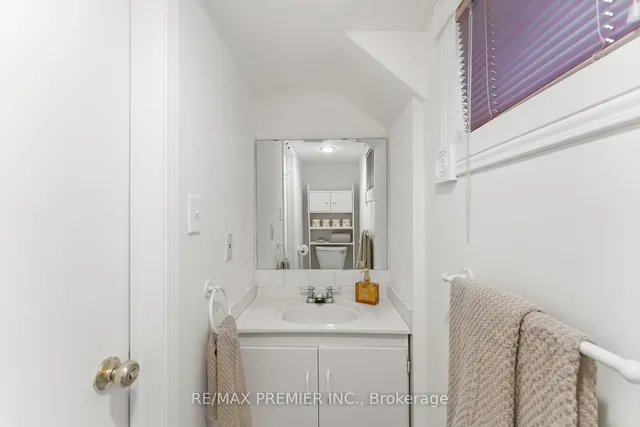 Additional image 28 of 138 Kane Ave