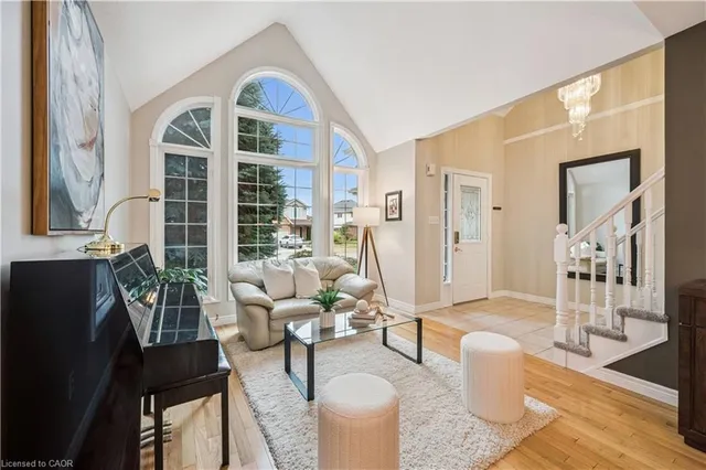 Additional image 34 of 533 Rush Meadow Cres