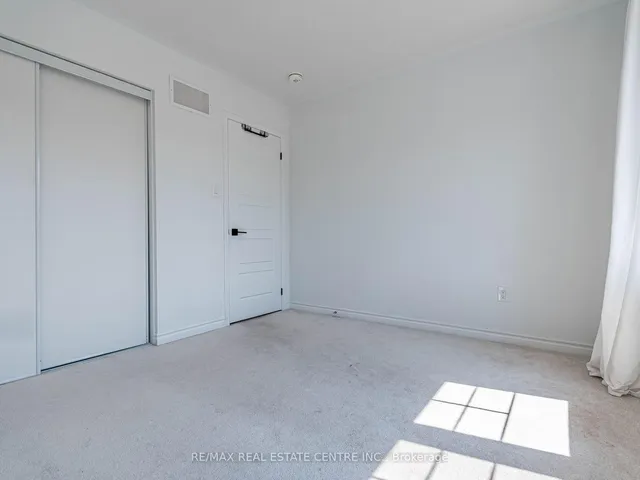 Additional image 31 of 71 Routley St