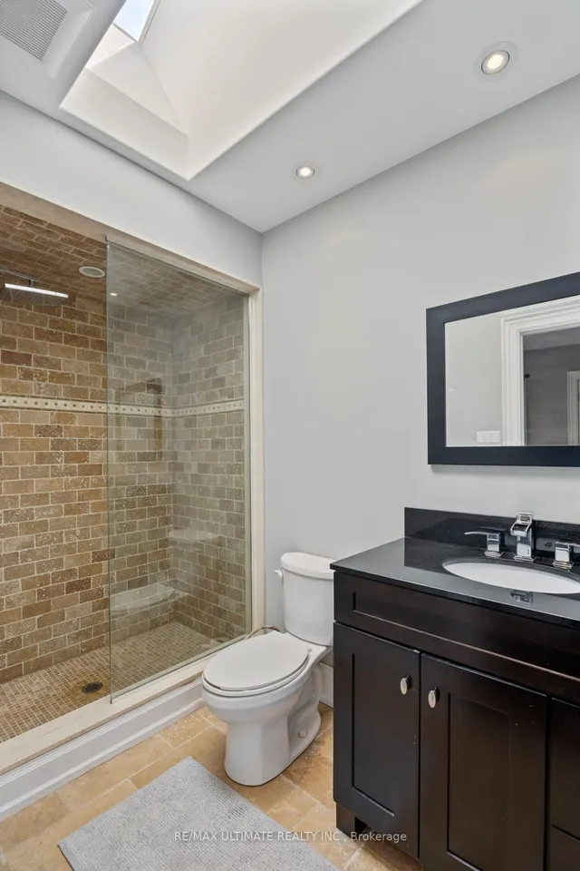 Additional image 32 of 23 Seneca Ave