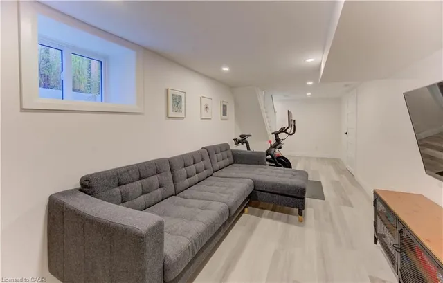 Additional image 24 of 88 Dekay St