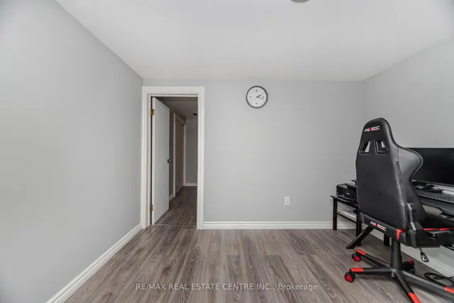 Additional image 34 of 19 Seneca Dr