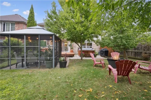 Additional image 25 of 533 Rush Meadow Cres