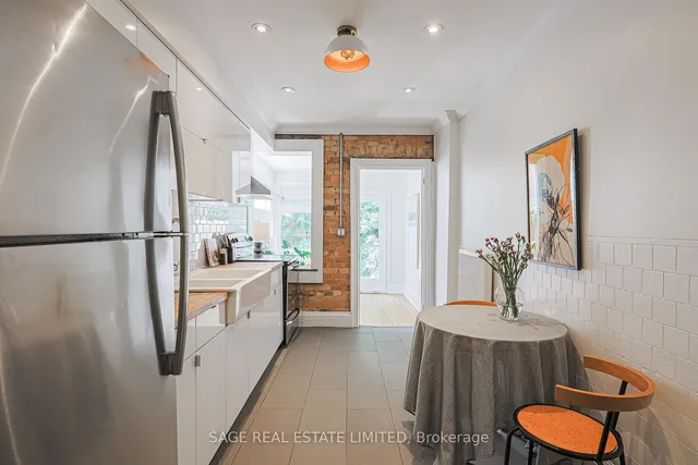 Additional image 8 of 140 Strachan Ave