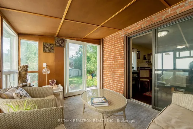 Additional image 14 of 663 Woburn Ave