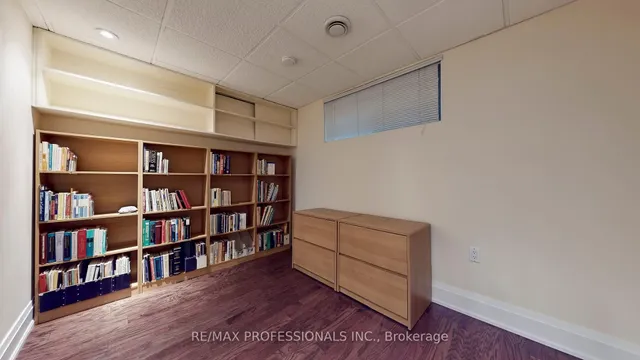 Additional image 34 of 5 Grasspoint Cres