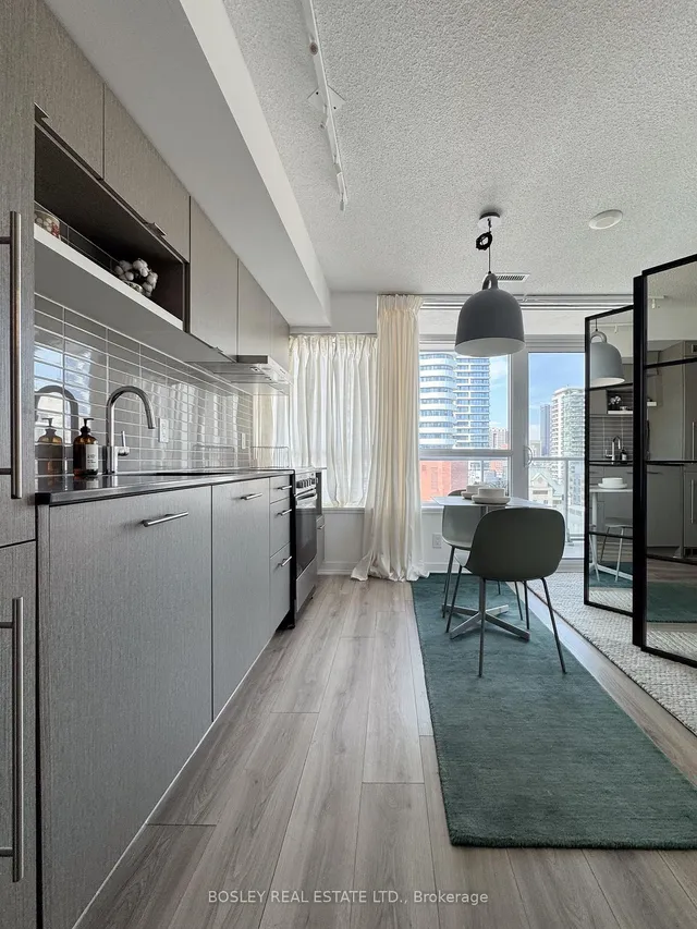 Additional image 4 of 365 Church St Unit 1504