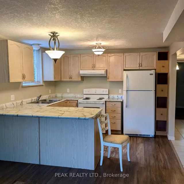 Additional image 26 of 9 Macville Ave