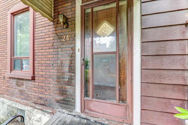 Additional image 27 of 24 Augusta Ave