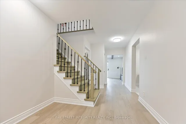 Additional image 7 of 21 Whitehorn Cres