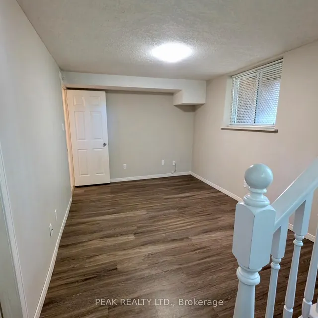 Additional image 32 of 9 Macville Ave