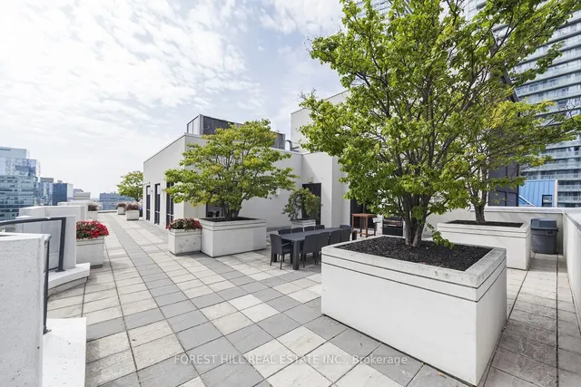 Additional image 34 of 801 Bay St Unit 1606