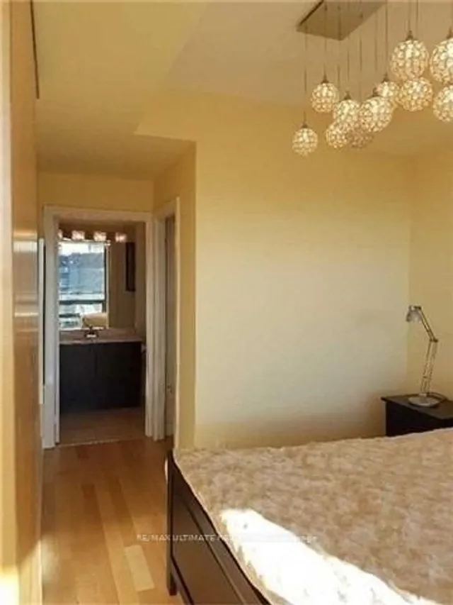 Additional image 6 of 438 King St Unit 1206