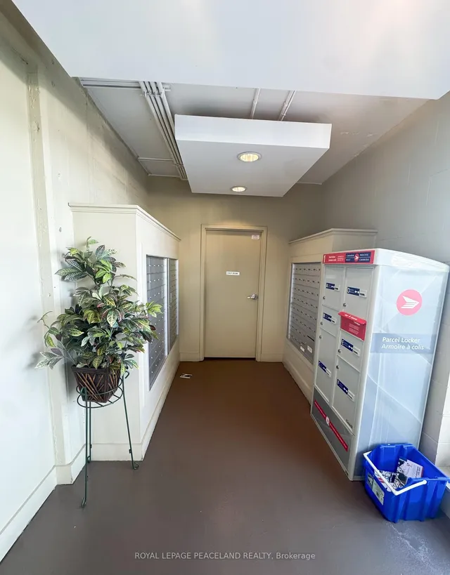 Additional image 16 of 410 King St Unit 418