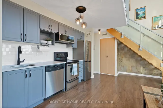 Additional image 10 of 15 Fort York Blvd Unit 3205